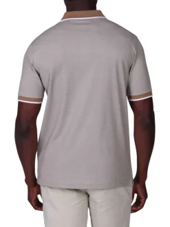 Polo taupe à coupe droite pourvu d'un col boutonné et de manches courtes