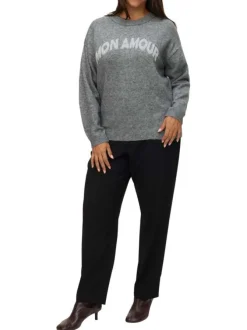 Pull anthracite à coupe droite avec un col rond et nom de la marque