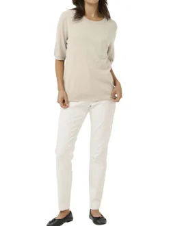 Pull beige uni pourvu d'une coupe ajustée et de manches courtes