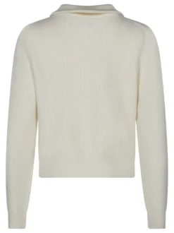Pull blanc uni à coupe droite avec un col camionneur et des manches longues
