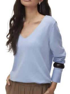 Pull bleu à coupe ajustée pourvu d'un col v et de manches longues