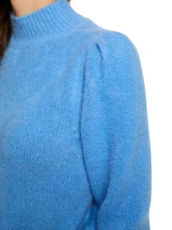 Pull bleu en maille côtelée à coupe droite avec un col montant