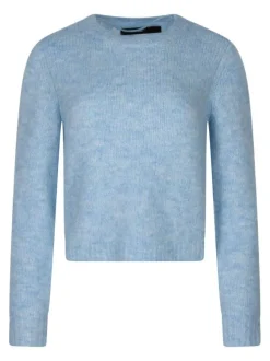 Pull bleu uni avec une coupe droite et des manches longues