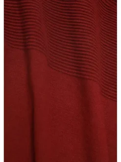 Pull bordeaux uni à coupe droite col rond et à manches longues