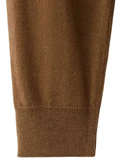 Pull camel en maille tricotée pourvu d'un col roulé et de manches longues