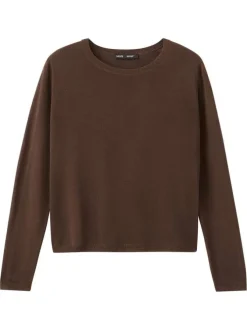Pull chocolat uni pourvu d'une coupe droite et de manches longues