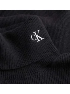 Pull col roulé noir à coupe ajustée proche du corps et manches longues