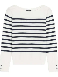 Pull écru à rayures avec une coupe droite et des manches longues