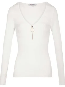 Pull écru uni avec une coupe ajustée, un col v zippé et à manches longues