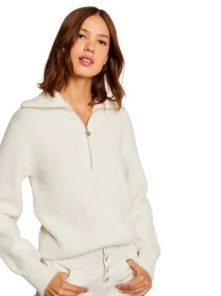 Pull écru uni avec une coupe droite à col montant et une fermeture zippée