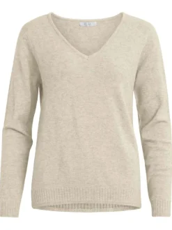 Pull écru uni avec une coupe droite un col V et des manches longues
