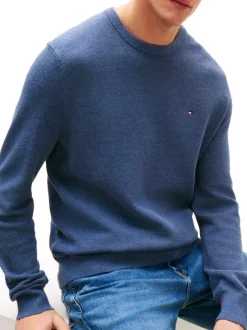 Pull en coton biologique bleu à coupe ajustée pourvu d'un col rond