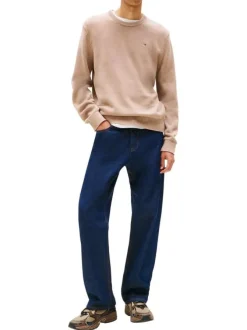 Pull en coton biologique camel uni avec une coupe droite et un col rond