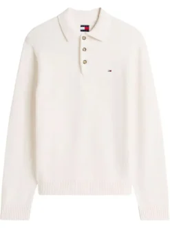 Pull en coton biologique écru uni avec une coupe droite et un col à revers