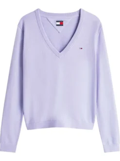 Pull en coton biologique lavande uni avec une coupe droite et un col V