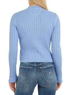 Pull en coton bleu ciel côtelé avec une coupe droite et un col montant