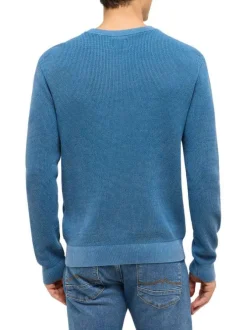 Pull en coton bleu uni avec une coupe droite et un col rond