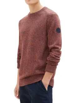 Pull en coton bordeaux uni avec une coupe droite et un col rond