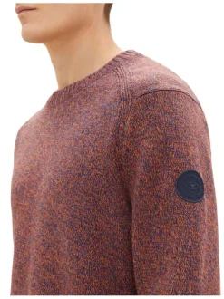 Pull en coton bordeaux uni avec une coupe droite et un col rond