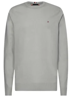 Pull en coton gris chiné avec logo de la marque brodé à gauche de la poitrine