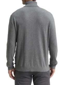 Pull en coton gris uni avec un col roulé et des manches longues