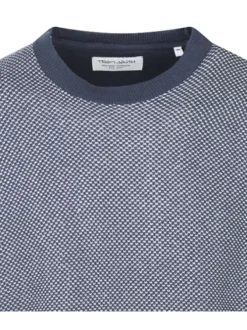 Pull en coton marine uni avec une coupe droite et un col rond
