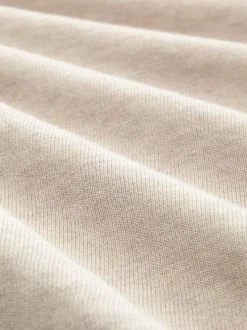 Pull en coton mélangé beige uni avec une coupe droite et un col v