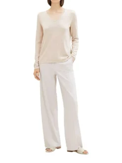 Pull en coton mélangé beige uni avec une coupe droite et un col v
