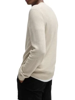 Pull en coton mélangé beige uni rayé avec une coupe droite et col rond en côtes