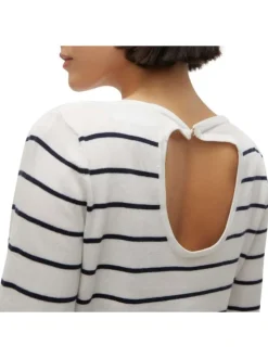 Pull en coton mélangé écru rayé avec une coupe droite et un col ras du cou
