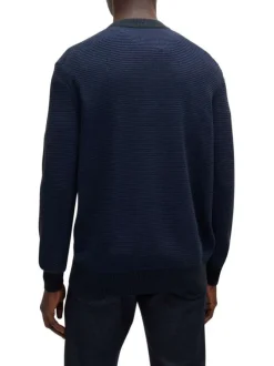 Pull en coton mélangé marine uni avec une coupe droite et un col rond à rayures