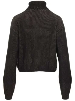 Pull en coton mélangé sapin uni avec une coupe évasée, un col roulé et à manches longues