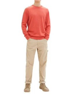 Pull en coton rose uni coupe droite avec un col rond et tissu doux
