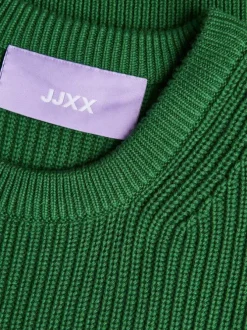 Pull en coton vert uni coupe droite avec un col rond et maille piquée