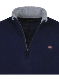 Pull en laine bleu marine uni avec un col montant et zippé et une coupe droite