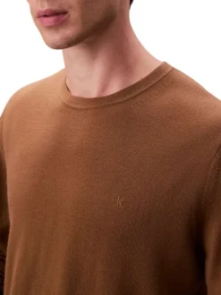 Pull en laine camel uni coupe ajustée col rond avec logo brodé