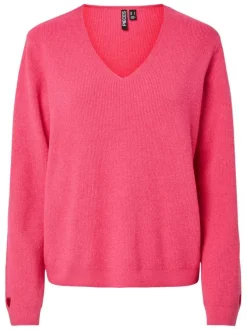 Pull fuchsia uni avec une coupe droite et des manches longues