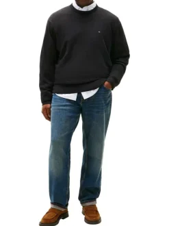 Pull Grande Taille en coton noir uni avec une coupe ajustée et un col rond