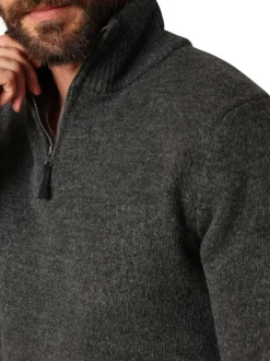 Pull gris uni avec un col camionneur zippé et des manches longues