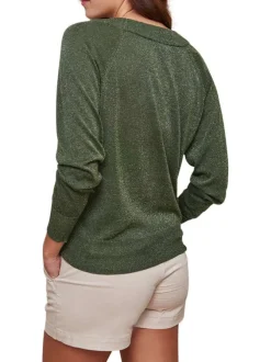 Pull kaki uni avec un col v une coupe droite et des manches longues