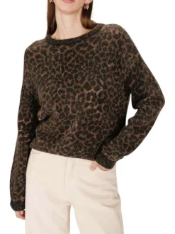Pull léopard en maille fine avec une coupe droite et un col rond