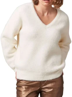 Pull manches longues blanc uni à coupe droite avec col v et texture douce