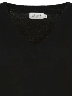 Pull noir avec détails en dentelle une coupe droite et un col v