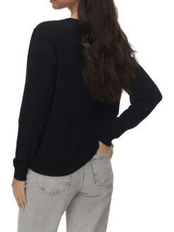 Pull noir à coupe ajustée pourvu d'un col rond et de manches longues