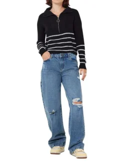 Pull noir côtelé et rayé avec une coupe droite et un col montant et zippé
