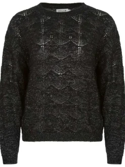 Pull noir et argenté en maille ajourée avec une coupe droite et un col rond