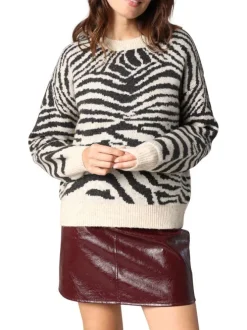 Pull noir et blanc zébré avec un col rond et des manches longues
