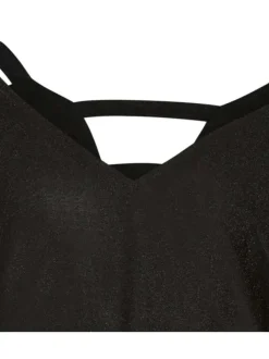Pull noir léger, coupe ample, à col en V profond et à manche 3/4