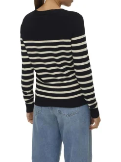 Pull noir à rayures blanches avec une coupe droite et un col rond
