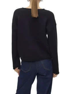Pull noir uni à coupe ample avec un col rond et des manches longues